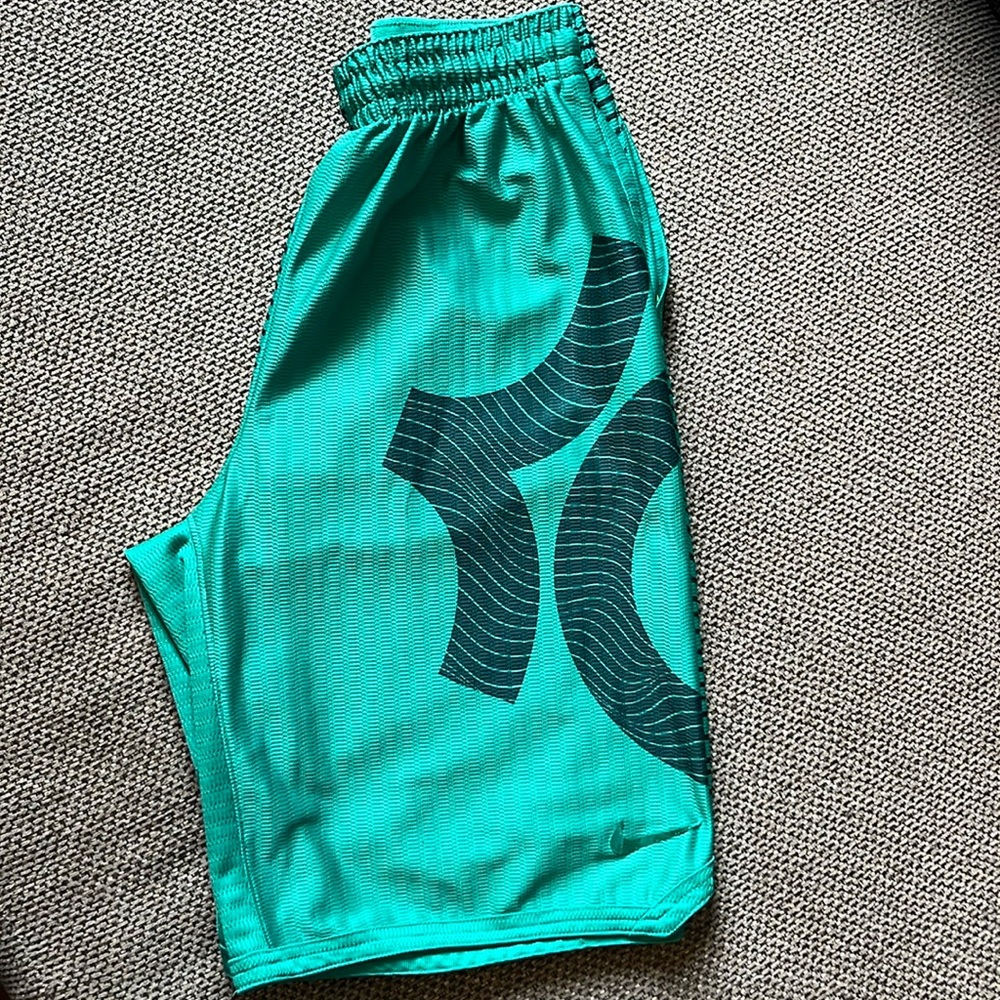 Men’s basketball shorts